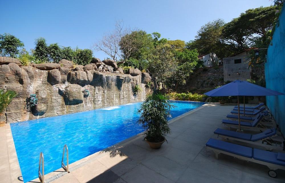 The Windflower Resort & Spa, Mysore Eksteriør bilde